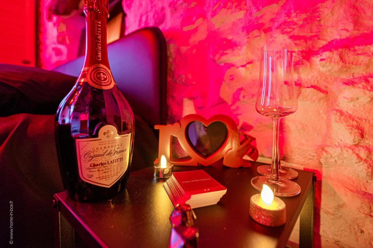 Love Room - Sauna - Secret Suite Au Calme Etampes Bagian luar foto