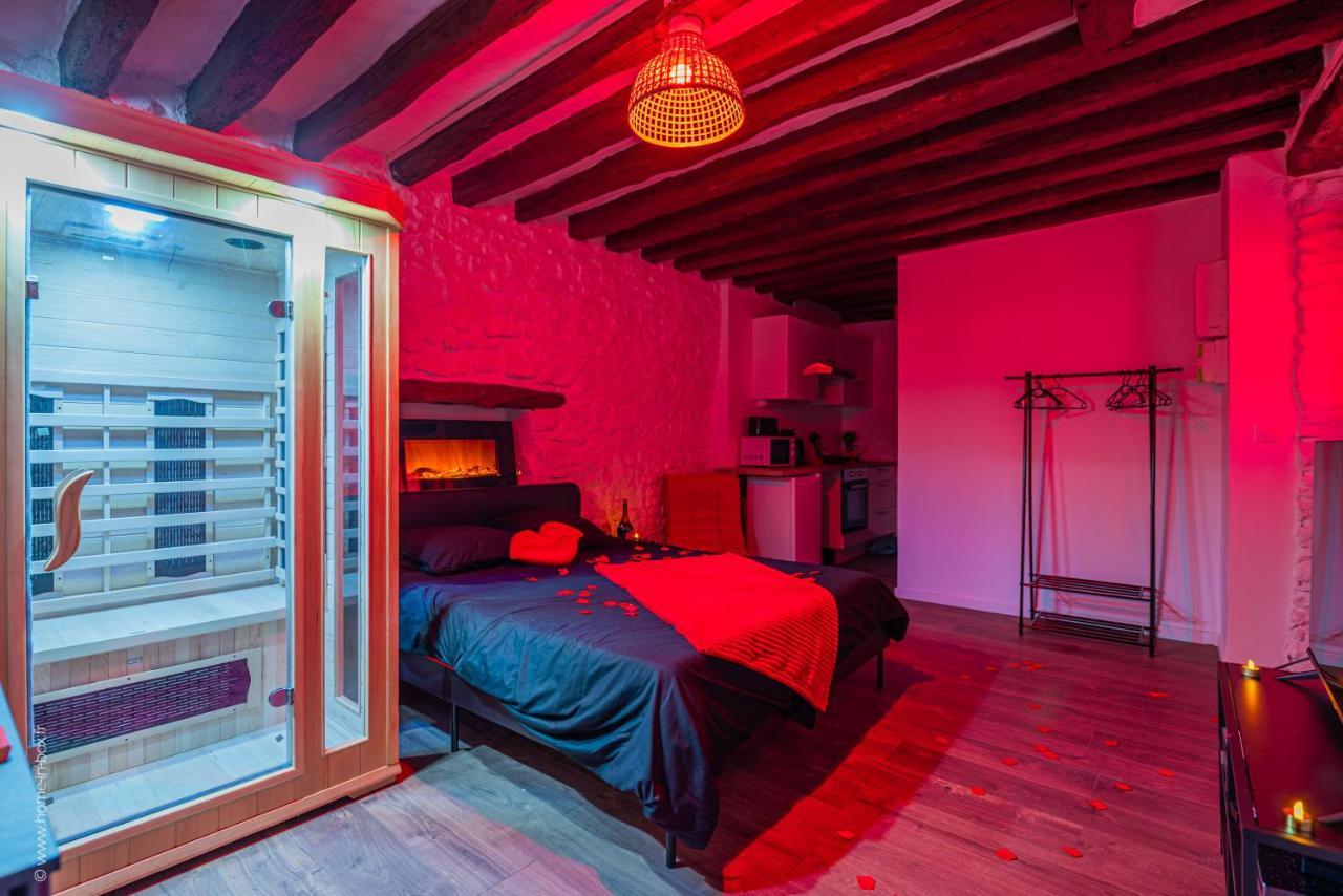 Love Room - Sauna - Secret Suite Au Calme Etampes Bagian luar foto